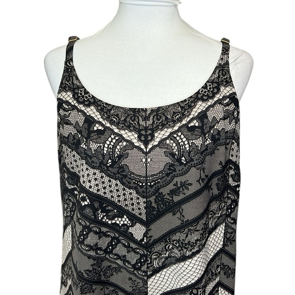 CAbi Lace Print Tunic Blouse Black - Picture 3 of 5